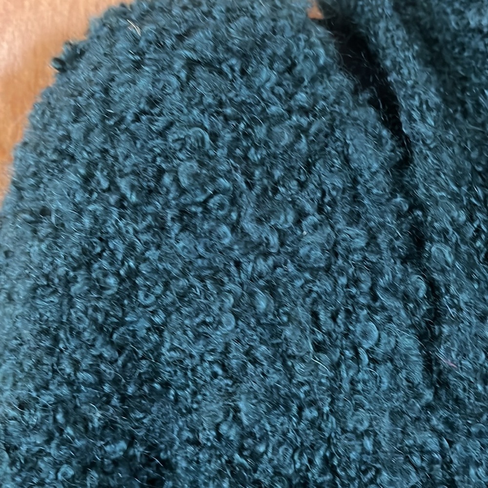 Cinq a’ sept deep green boucle cropped V neck sweater with attached scarf